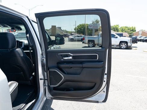 Used 2026 RAM 1500 Laramie AWD/4WD image 15
