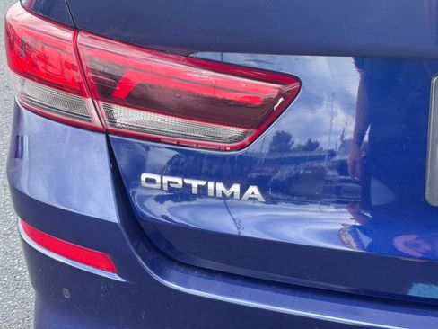 Used 2020 Kia Optima S image 29
