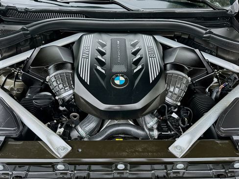 Used 2020 BMW X6 M50i image 36