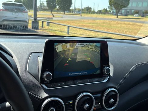 Used 2025 Nissan Sentra SV FWD image 18