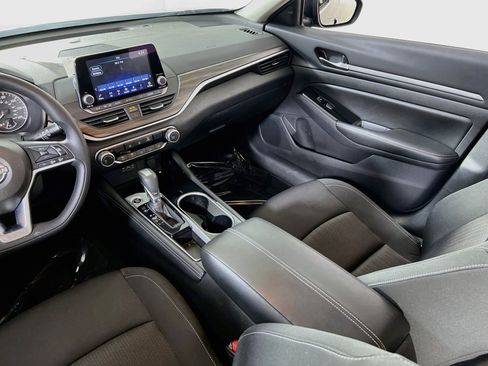 Used 2023 Nissan Altima 2.5 SV FWD image 21