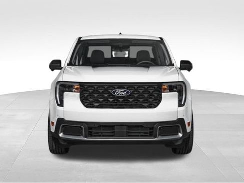 Used 2025 Ford Maverick Lariat w/ 4K Tow Package AWD/4WD image 4