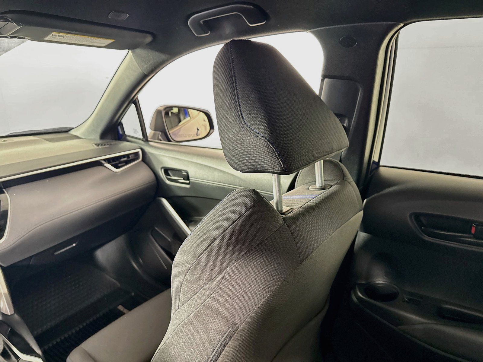 Used 2024 Toyota Corolla Cross AWD Hybrid image 22