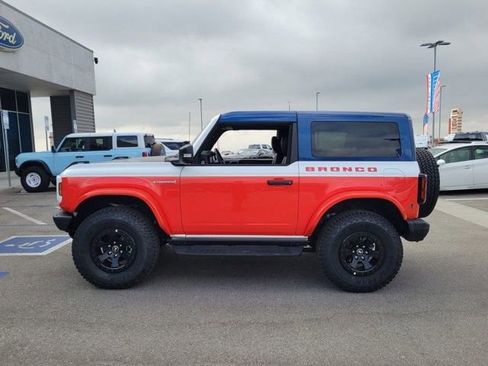 New 2025 Ford Bronco Stroppe Edition image 4