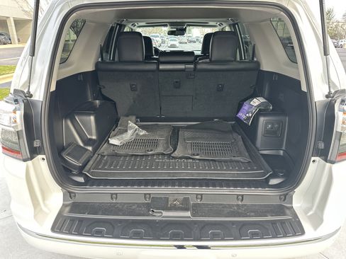 Used 2024 Toyota 4Runner Limited image 32