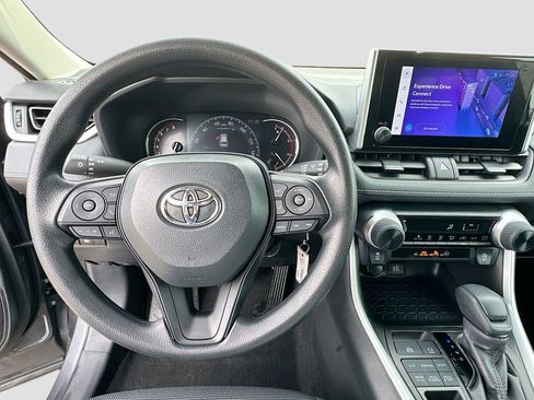 Used 2023 Toyota RAV4 LE image 11