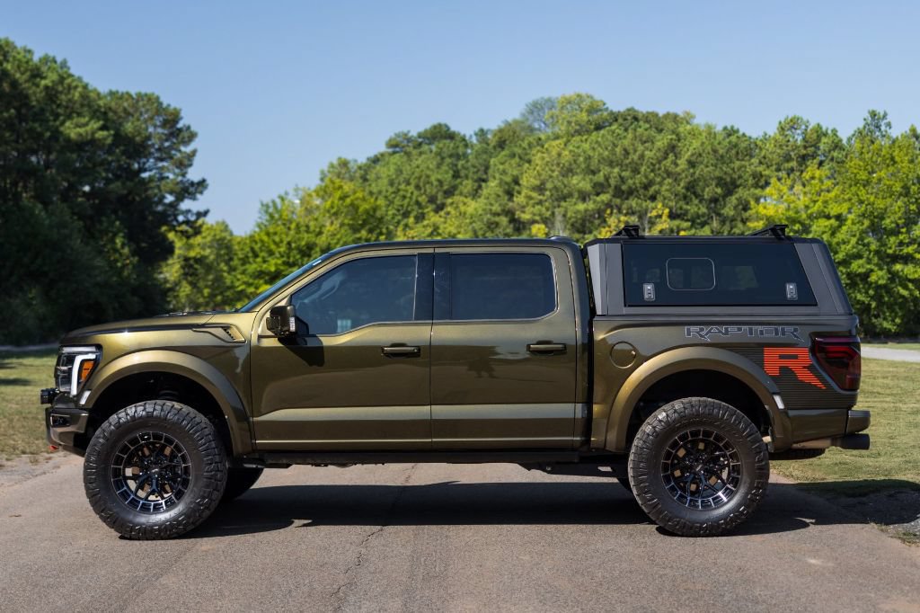 Used 2026 Ford F150 Raptor w/ Equipment Group 803A Raptor R AWD/4WD image 9