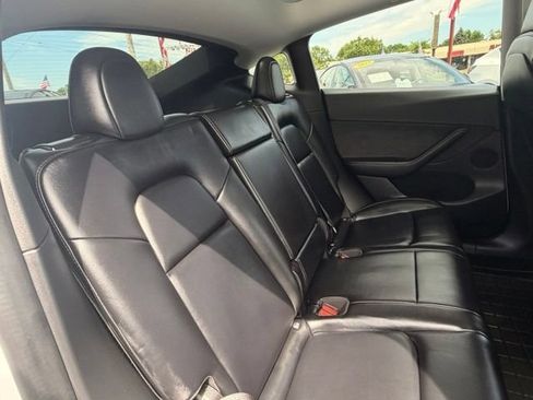 Used 2022 Tesla Model Y Performance AWD/4WD image 21