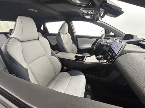 Used 2023 Subaru Solterra AWD image 41