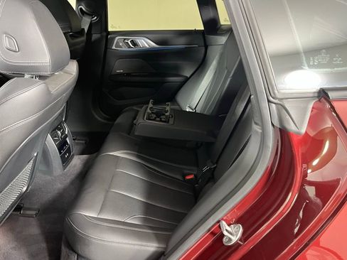 Used 2022 BMW i4 eDrive40 w/ M Sport Package image 26