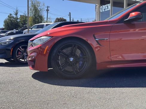 Used 2015 BMW M4 Coupe RWD image 2