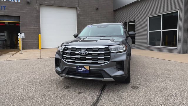 Certified 2026 Ford Explorer Active AWD/4WD image 4