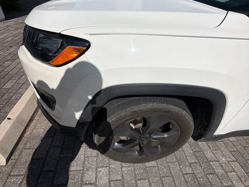 Used 2021 Jeep Compass Latitude FWD image 15