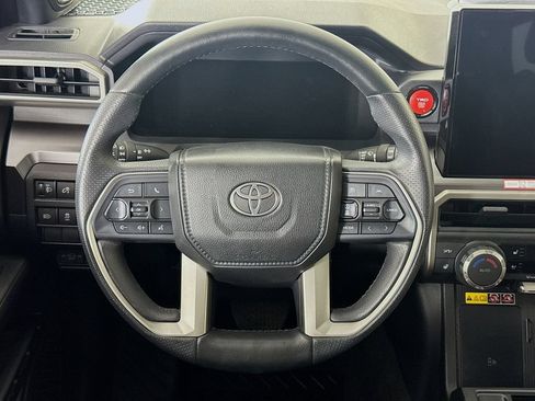 Certified 2025 Toyota 4Runner TRD Off-Road Premium w/ Tow Technology Package AWD/4WD image 4