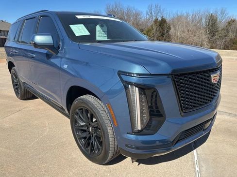 Certified 2025 Cadillac Escalade Sport w/ Touring Package image 7