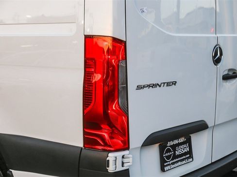 Used 2020 Mercedes-Benz Sprinter 2500 image 9