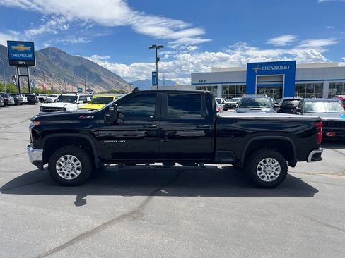 Used 2023 Chevrolet Silverado 3500 LT w/ Convenience Package AWD/4WD image 13