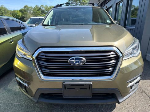 Used 2022 Subaru Ascent Limited AWD/4WD image 2
