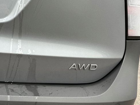 New 2026 Nissan Kicks SV image 25