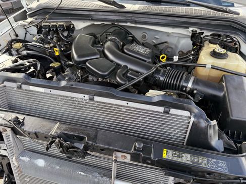 Used 2008 Ford F350 2WD Regular Cab Super Duty image 23