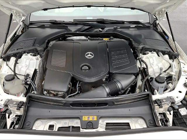 Certified 2024 Mercedes-Benz C 300 4MATIC Sedan image 32