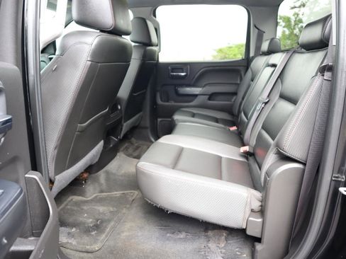 Used 2016 GMC Sierra 2500 SLT w/ All-Terrain HD Package AWD/4WD image 16