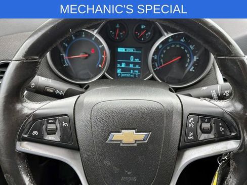 Used 2014 Chevrolet Cruze LT w/ Technology Package image 19