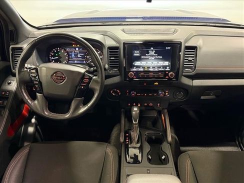 Used 2022 Nissan Frontier PRO-4X image 13