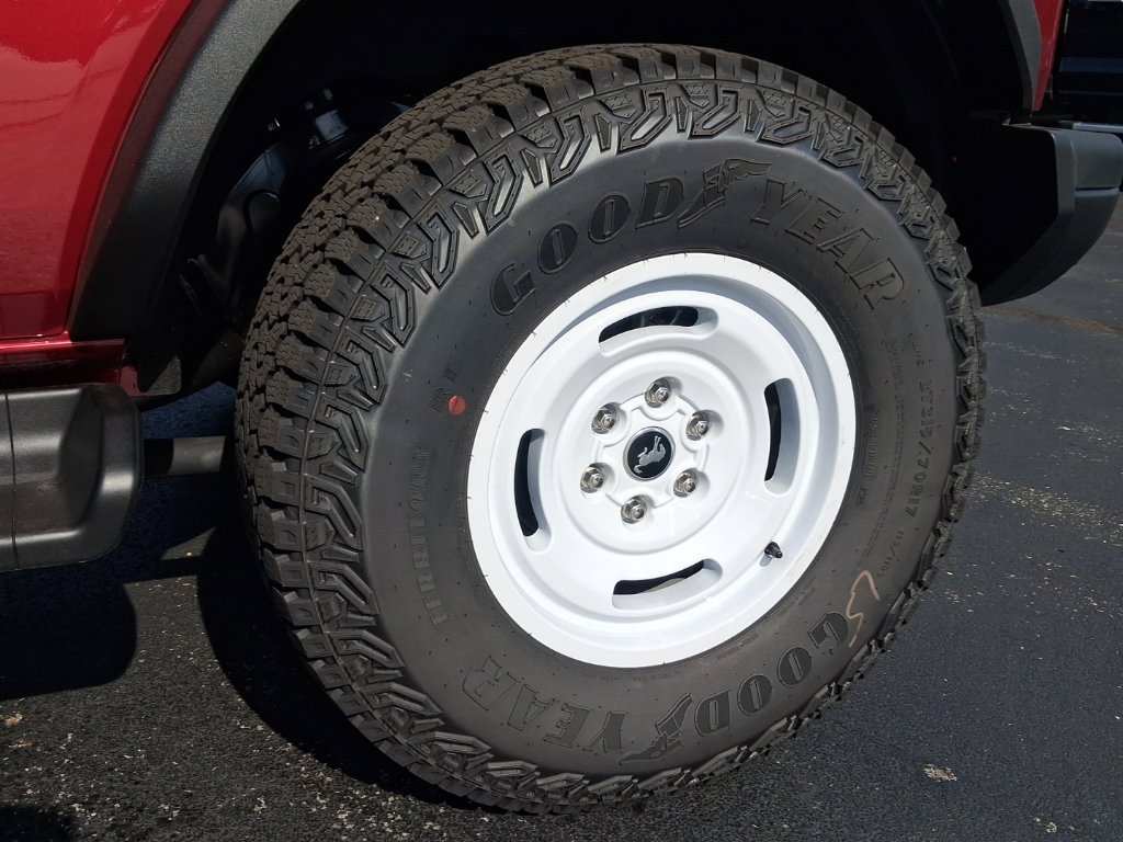 New 2026 Ford Bronco Heritage Edition AWD/4WD image 31