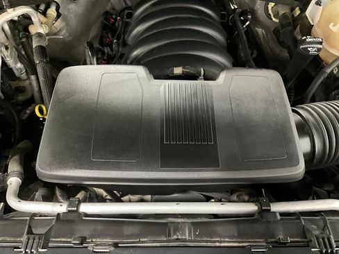 Used 2021 Chevrolet Tahoe Z71 image 26