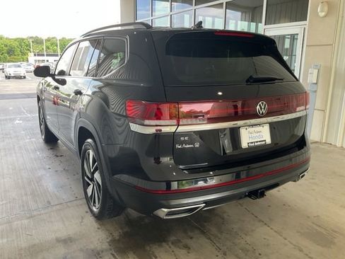 Used 2026 Volkswagen Atlas SE FWD image 23