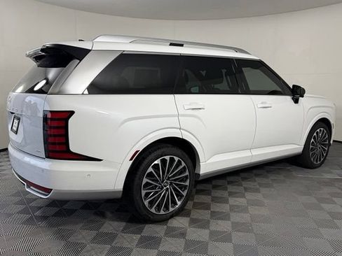 Used 2026 Hyundai Palisade Calligraphy AWD/4WD image 8