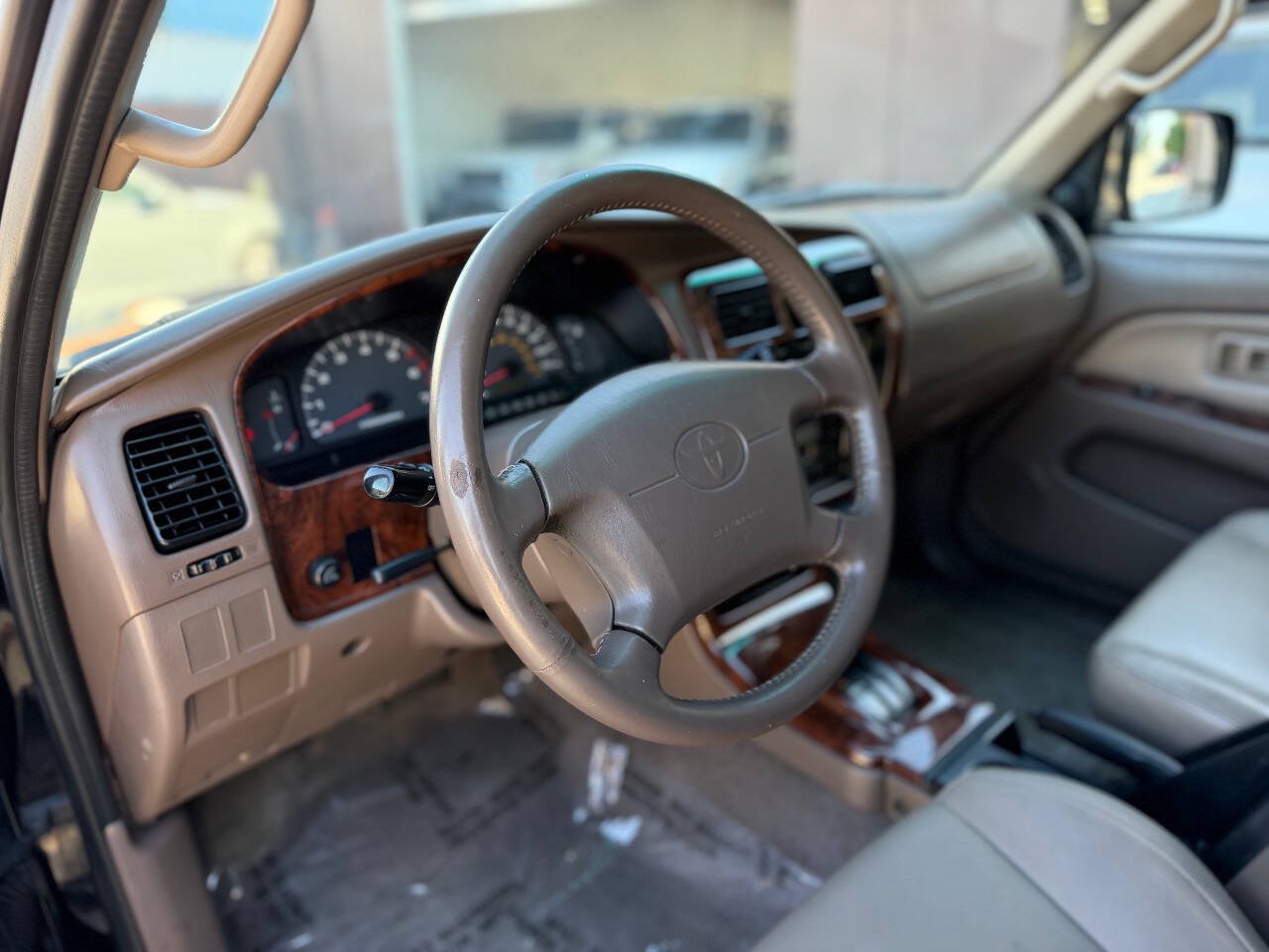 Used 1999 Toyota 4Runner Limited w/ Upgrade Value Pkg 5 RWD image 16