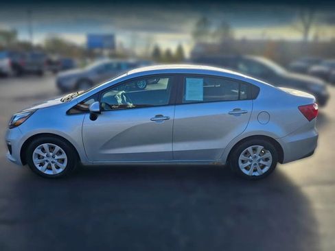 Used 2016 Kia Rio LX image 4