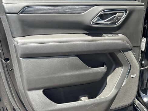 Used 2023 GMC Yukon XL SLT RWD image 11