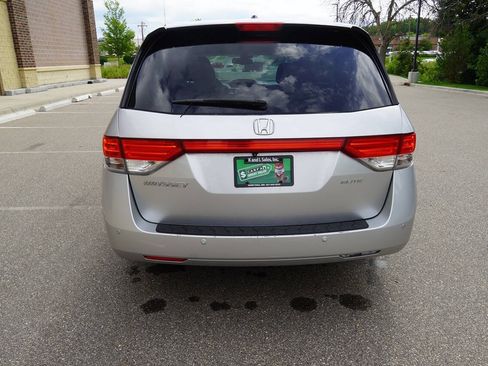 Used 2015 Honda Odyssey Touring Elite image 29