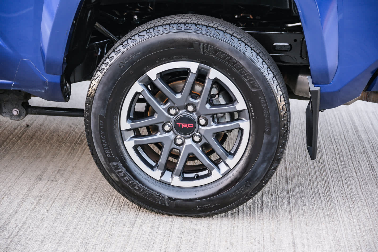 Certified 2024 Toyota Tacoma TRD Sport AWD/4WD image 9
