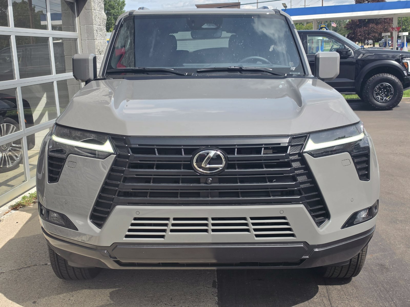 Used 2026 Lexus GX 550 w/ Accessory Package (2T) AWD/4WD image 7