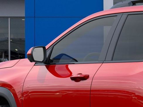 New 2026 Chevrolet Equinox ACTIV image 36