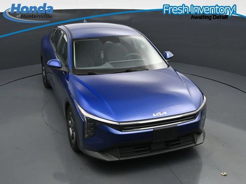 Used 2025 Kia K4 FWD image 28