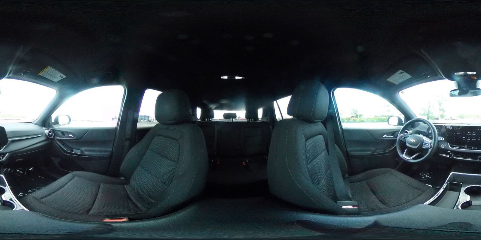 Used 2025 Chevrolet Equinox LT FWD image 39