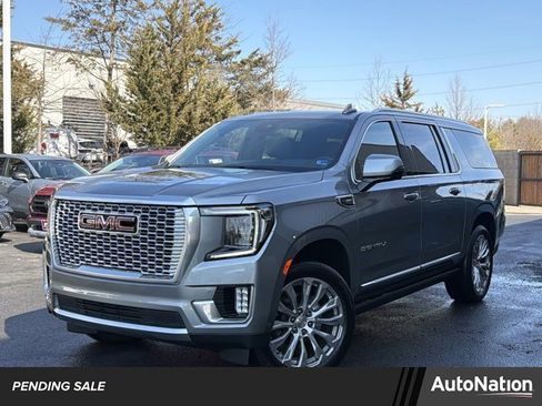 Used 2023 GMC Yukon XL Denali w/ Denali Reserve Package image 1