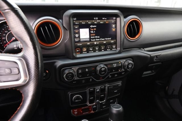 Used 2021 Jeep Gladiator Mojave AWD/4WD image 15