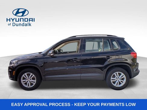 Used 2016 Volkswagen Tiguan S image 2