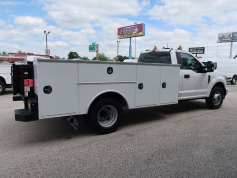 Used 2020 Ford F350 XL w/ Power Equipment Group RWD image 6