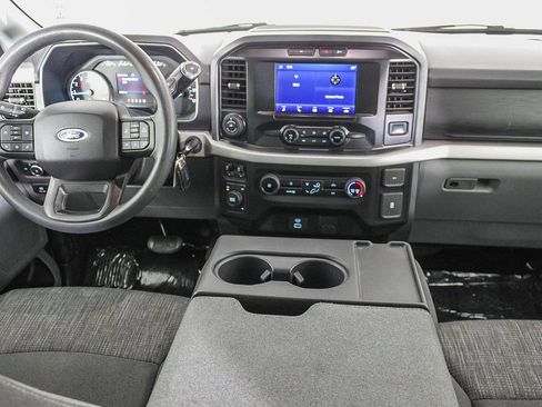 Used 2022 Ford F150 XLT w/ Trailer Tow Package image 13