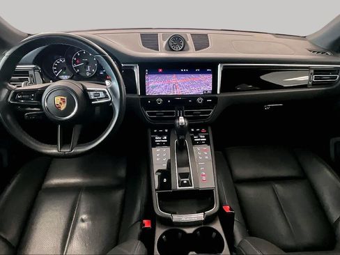 Used 2022 Porsche Macan AWD/4WD image 13