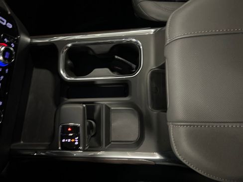 New 2026 GMC Sierra 1500 SLT w/ SLT Premium Plus Package AWD/4WD image 26