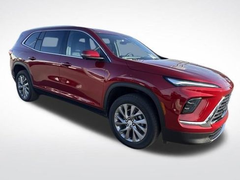 Used 2025 Buick Enclave Preferred image 7