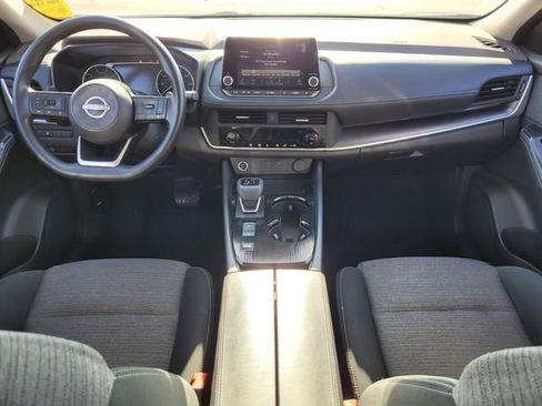 Used 2023 Nissan Rogue SV image 15